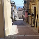 La Casuzza Del Centro Semesterbostad